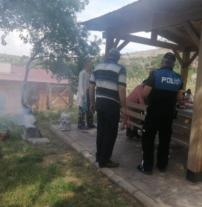 Malatya Polisi Piknikçileri Orman Yangınları Konusunda Uyardı