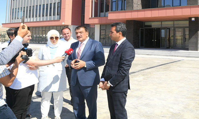 Başkan Gürkan, Malatya’mıza Güzel Bir Fen Lisesi Kazandırıldı