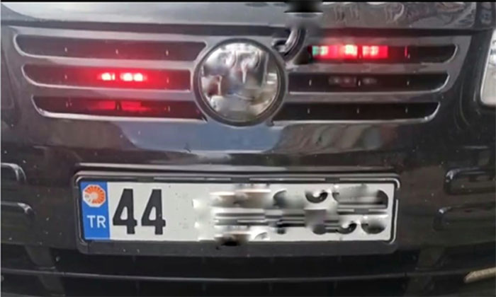 Yasadışı  ‘Çakar’ Kullanan Araç Sahiplerine 1.823 TL Para Cezası Kesildi