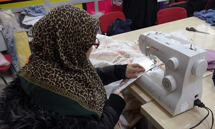 Vahap Küçük Külliyesi Kadın Kültür Merkezi’nde Mefruşat Kursu İle Kadınlar Meslek Ediniyor
