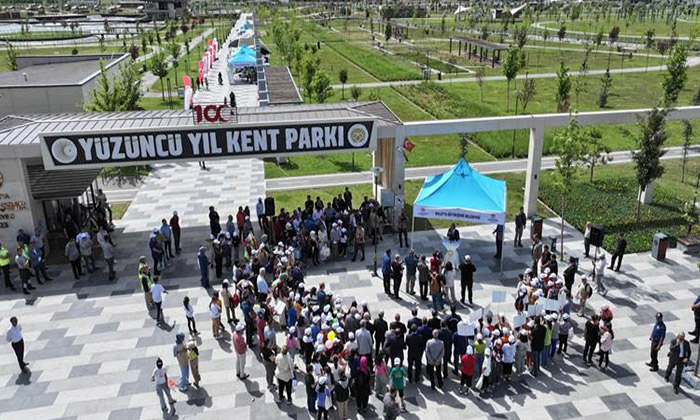 100. Yıl Kent Parkı’nda Düzenlenen 2025 Yılı Türkiye Çevre Haftası Etkinlikleri Başladı