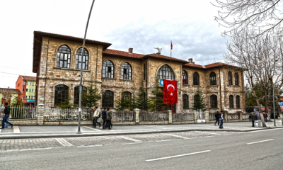 Babacan; Tarihi Şehit Kemal Özalper Meslek Lisesi ve  Gazi İlkokulu Yıkılıp, Yerine Yenisi Yapılacak