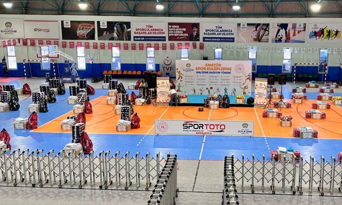 Malatya’da Amatör Spor Kulüplerine 10 Milyon TL Değerinde Spor Malzemesi Desteği Verilecek