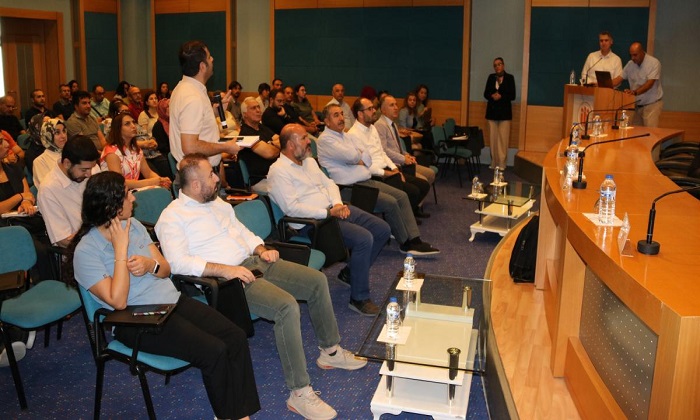 İnönü Üniversitesi’de Akademisyenlere TÜBİTAK 1001 Proje Yazma Eğitimi Verildi