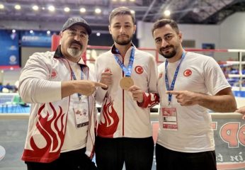 Yeşilyurt Belediye’nin Milli Sporcu Ömer Faruk Yılmaz, Gençler Avrupa Kick Boks’ta 3. Oldu