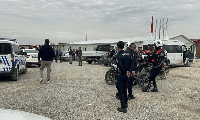 Bostanbaşı Mahallesi TOKİ Şantiyesinde Çıkan Kavgada 4  Kişi Bıçakla Yaralandı