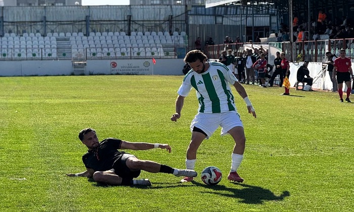 Malatya Yeşilyurtspor,  Diyarbakır Deplasmanında Son Dakika’da Beraberliği Kurtardı   2 – 2